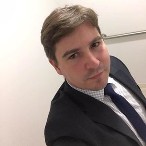 Meet your Posher, Eduardo